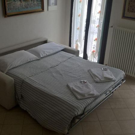 Casa Cuore - Love Pets - Fronte Ospedale Sacro Cuore 内格拉尔 外观 照片
